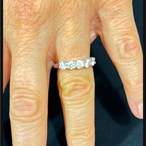 Diamond Anniversary Band